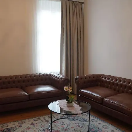 Galata Kulesi Yakininda Genis 3+1 Tarihi * اسطنبول