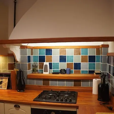 Galata Kulesi Yakininda Genis 3+1 Tarihi شقة