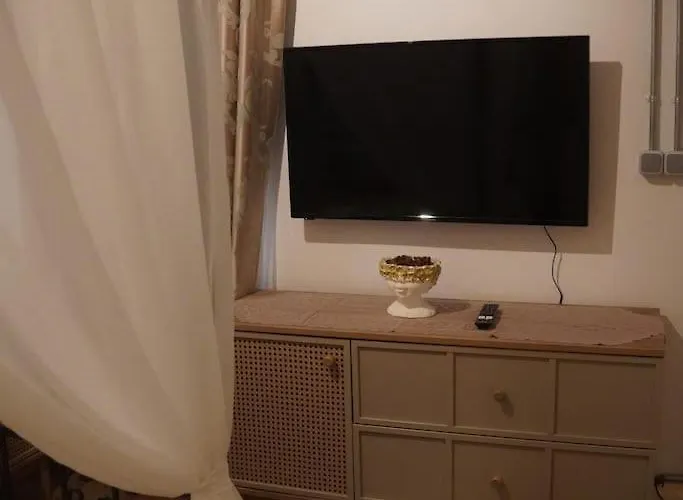 Galata Kulesi Yakininda Genis 3+1 Tarihi اسطنبول