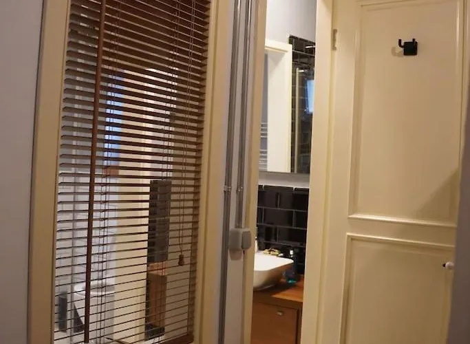 Galata Kulesi Yakininda Genis 3+1 Tarihi شقة