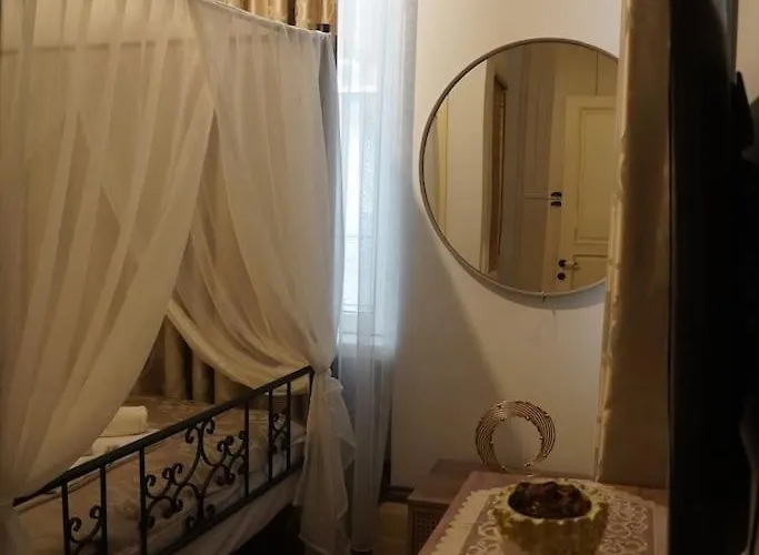 Galata Kulesi Yakininda Genis 3+1 Tarihi اسطنبول